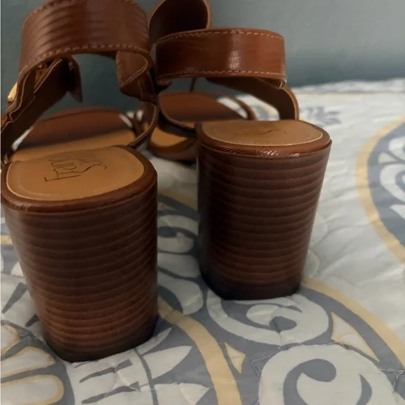 NWOT Franco Sarto Nordstrom Omyrah Tan Faux Leather Heels Sandals, 11 M - Picture 7 of 11
